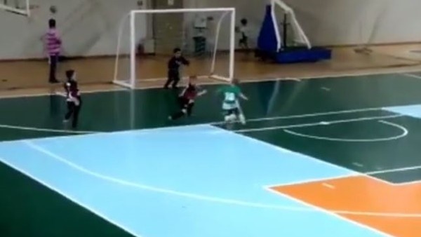 Sen neymişsin be Felipe!