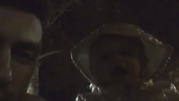 Burak Yılmaz'ın kızı Nazlı'dan Arda Turan'a destek