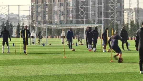 Medipol Başakşehir'de Çaykur Rizespor maçı hazırlıkları