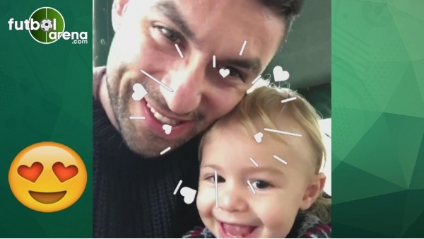 Burak Yılmaz'ın kızı Nazlı ile geçirdiği keyifli anlar