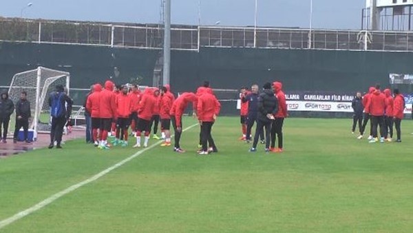 Antalyaspor'da Medipol Başakşehir maçı hazırlıkları