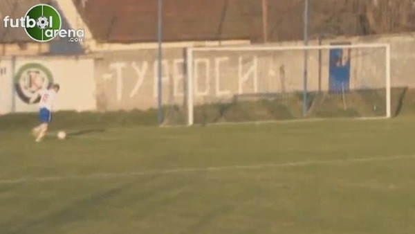 Öyle bir gol kaçırdı ki...