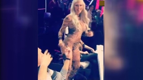 Jelena Karleusa'dan çılgın dans