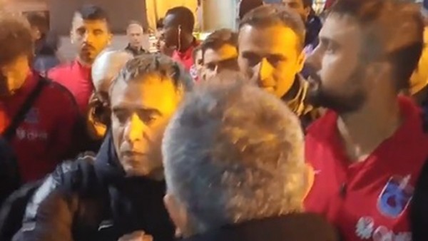Trabzonspor'a havaalanında tepki