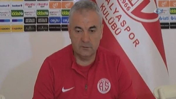 Rıza Çalımbay: 'Yapacağımız transfer en fazla 4 ya da 5'