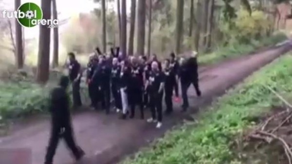 Taraftarlar arasında büyük kavga