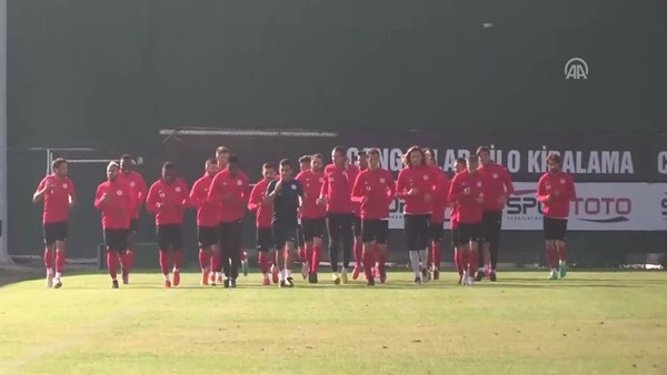 Antalyaspor, Adanaspor maçı hazırlıklarını tamamladı