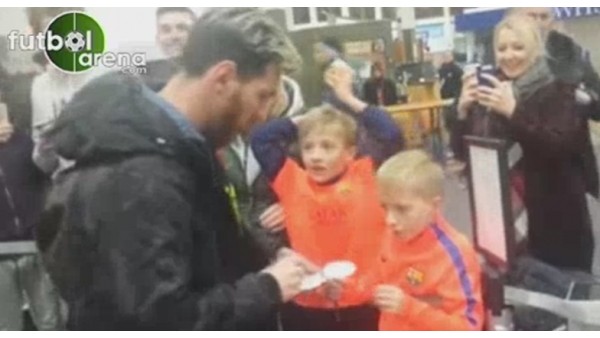 Minik Barça taraftarları şaşkına döndüler