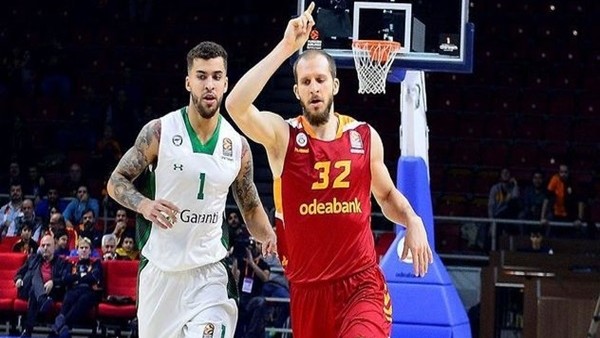 Galatasaray, Daçkayı devirdi