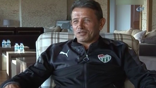 Faruk Buruk: 'Batalla 3 tane Sneijder eder'
