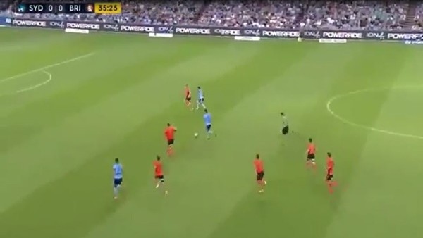 Bobo'nun asistleri galibiyeti getirdi