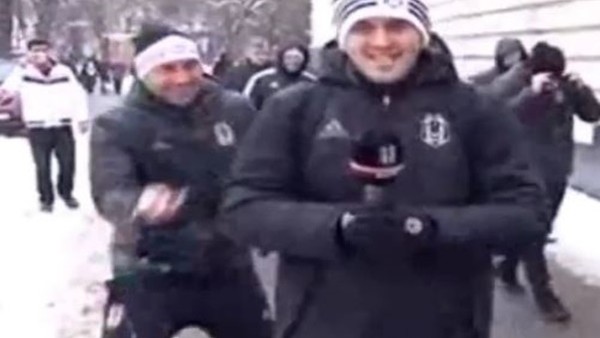 Tosic'ten Kiev'de BJK TV muhabirine kar şakası