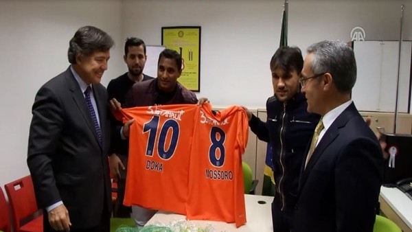 Başakşehir'den Chapecoense için taziye ziyareti