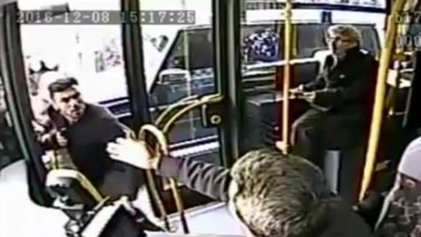 Burak Yılmaz otobüs şoförüyle kavga etti