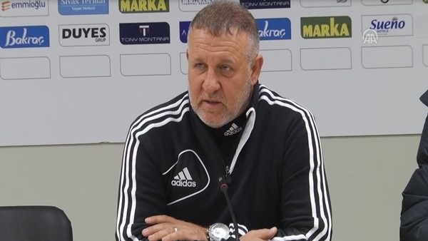 Mesut Bakkal: 'Sivasspor'un yolu şampiyonluk'