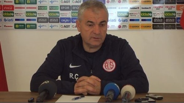 Antalyaspor'un hedefi ligi ilk 10'da bitirmek