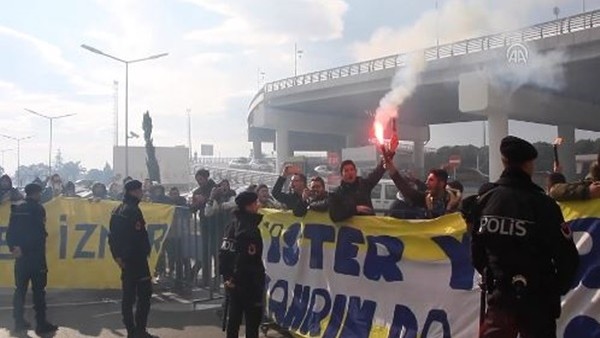 Fenerbahçe kafilesi İzmir'e geldi