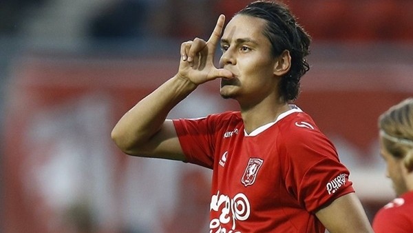 Enes Ünal'ın AZAlkmaar'a attığı gol