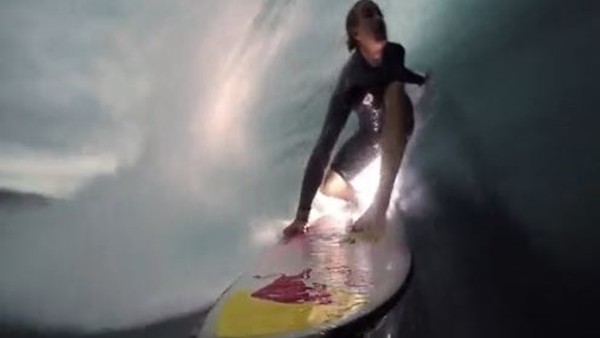 Jamie O'Brien için gece sörfü başladı