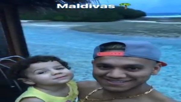 Josef de Souza soluğu Maldivler'de aldı