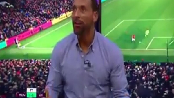 Rio Ferdinand kendini kaybetti