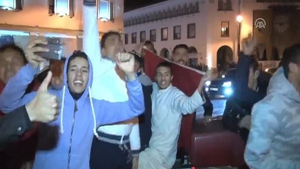 Faslı taraftarların üst tur sevinci