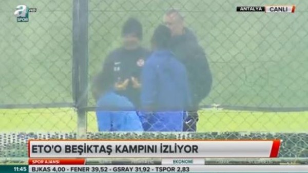 Samuel Eto'o, Beşiktaş'ın idmanını izledi