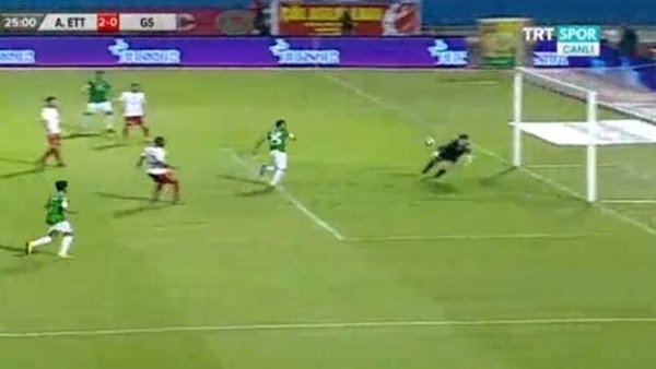 El Ettifak, Galatasaray karşısında skoru 2-0 yaptı