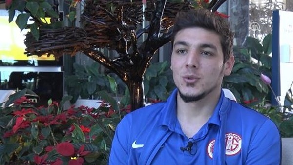 Salih Dursun: 'Benim değil, Fethi abinin heykeli dikilmeli'