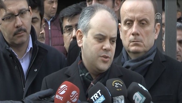 Bakan Akif Çağatay Kılıç'tan, İlhan Cavcav'ın evine taziye ziyareti