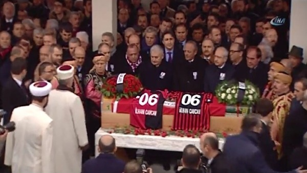 İlhan Cavcav toprağa verildi