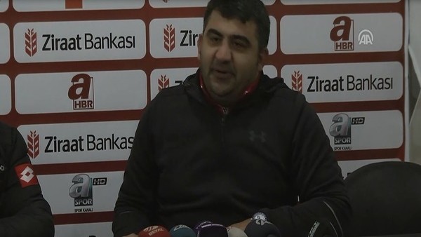 Ümit Özat'ın Fenerbahçe maçı sonrası basın toplantısı