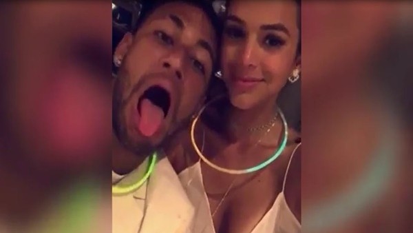 Neymar'dan çılgın parti