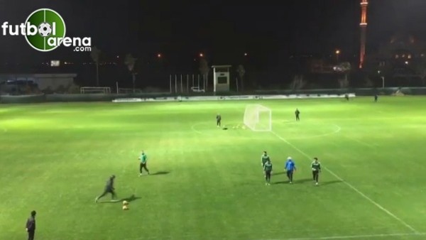 Hamza Hamzaoğlu antrenmanda zoru başardı