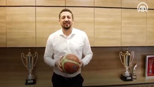 Hidayet Türkoğlu: 'Omuz omuza durduğumuzu tüm dünyaya göstermek istiyoruz'