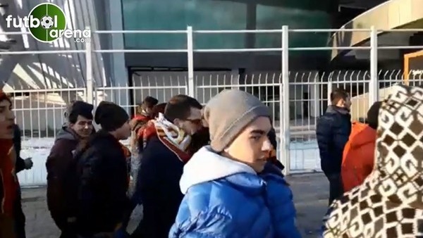 Kayserispor taraftarlarına güvenlik güçleri engel oldu