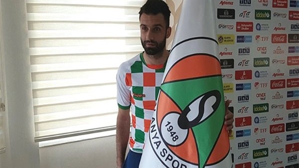 Aytemiz Alanyaspor Tzavellas'ı transfer etti