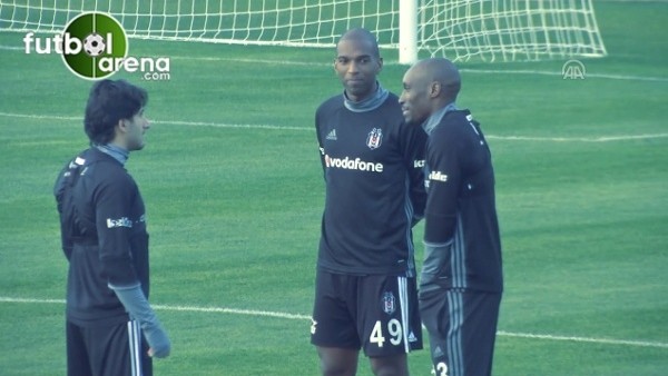Ryan Babel, Beşiktaş ile ilk antrenmanına çıktı