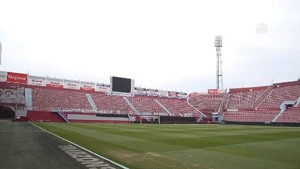 Hüseyin Avni Aker Stadı'na veda