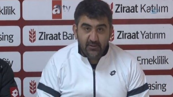 Ümit Özat: 'Belki bir transfer yapabiliriz'