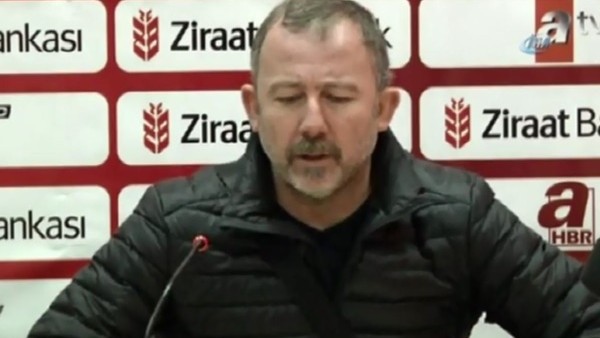 Sergen Yalçın: 'Lige konsantre olmamız gerekiyor'