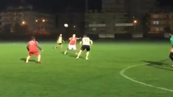 Alanyaspor Başkanı Hasan Çavuşoğlu'nun şık kafa golü.