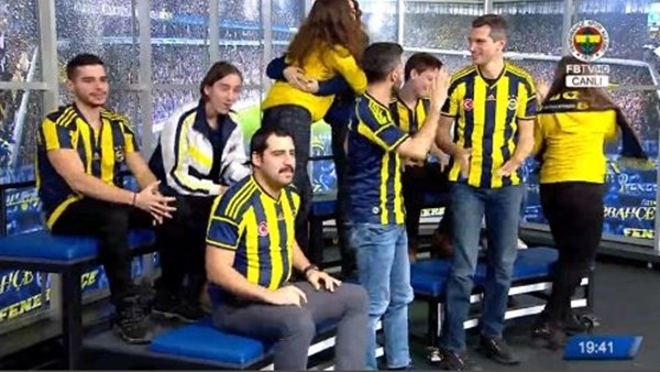 Mehmet Topal ve Roni'nin gollerinde FB TV!