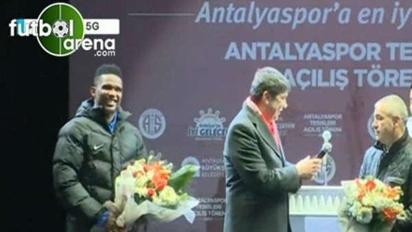 Samuel Eto'o Antalyaspor'da kalacağını açıkladı. 