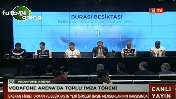 Vodafone Arena'da toplu imza töreni