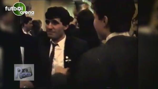 Gheorghe Hagi düğünde döktürüyor