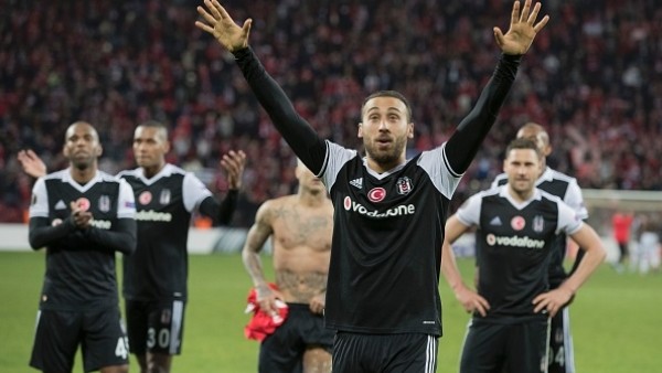 İsrail'de maç sonu galibiyet üçlüsü