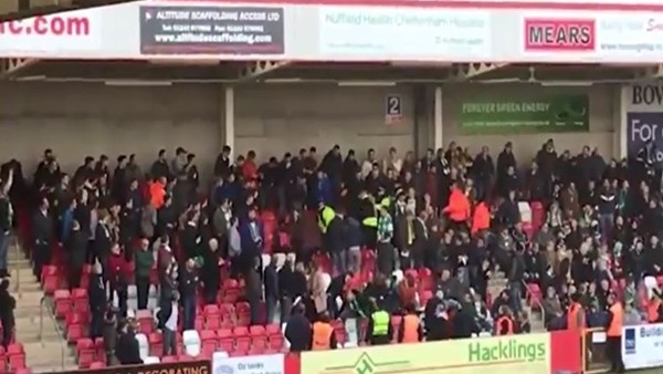 İngiltere'de inanılmaz kavga!