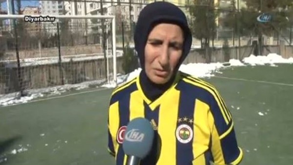 Tam bir futbol tutkunu!