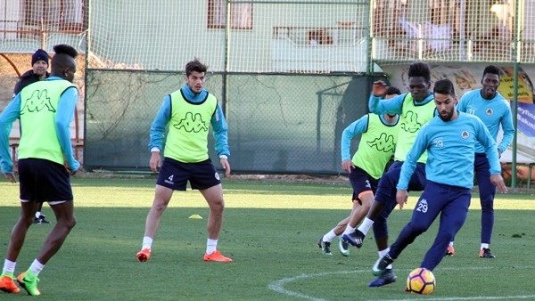 Aytemiz Alanyasporda hedef mutlak puan